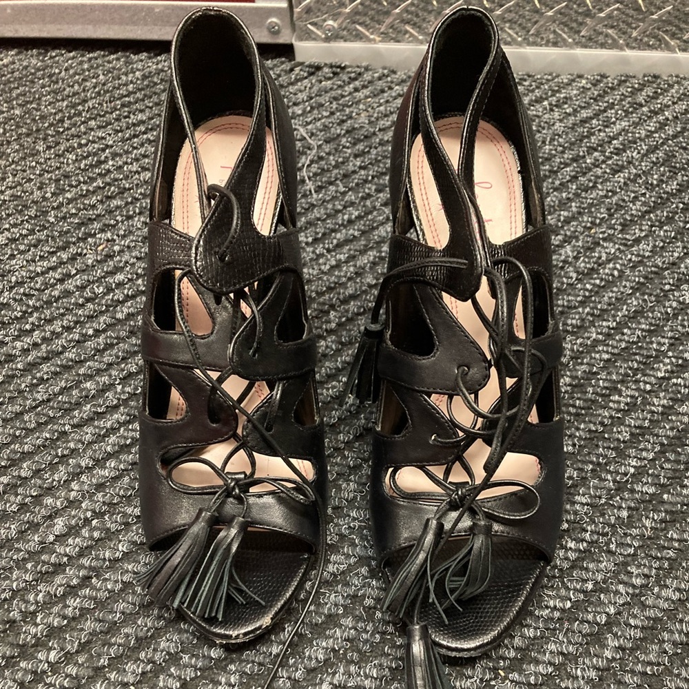 Plenty Tassel Stilleto Pumps